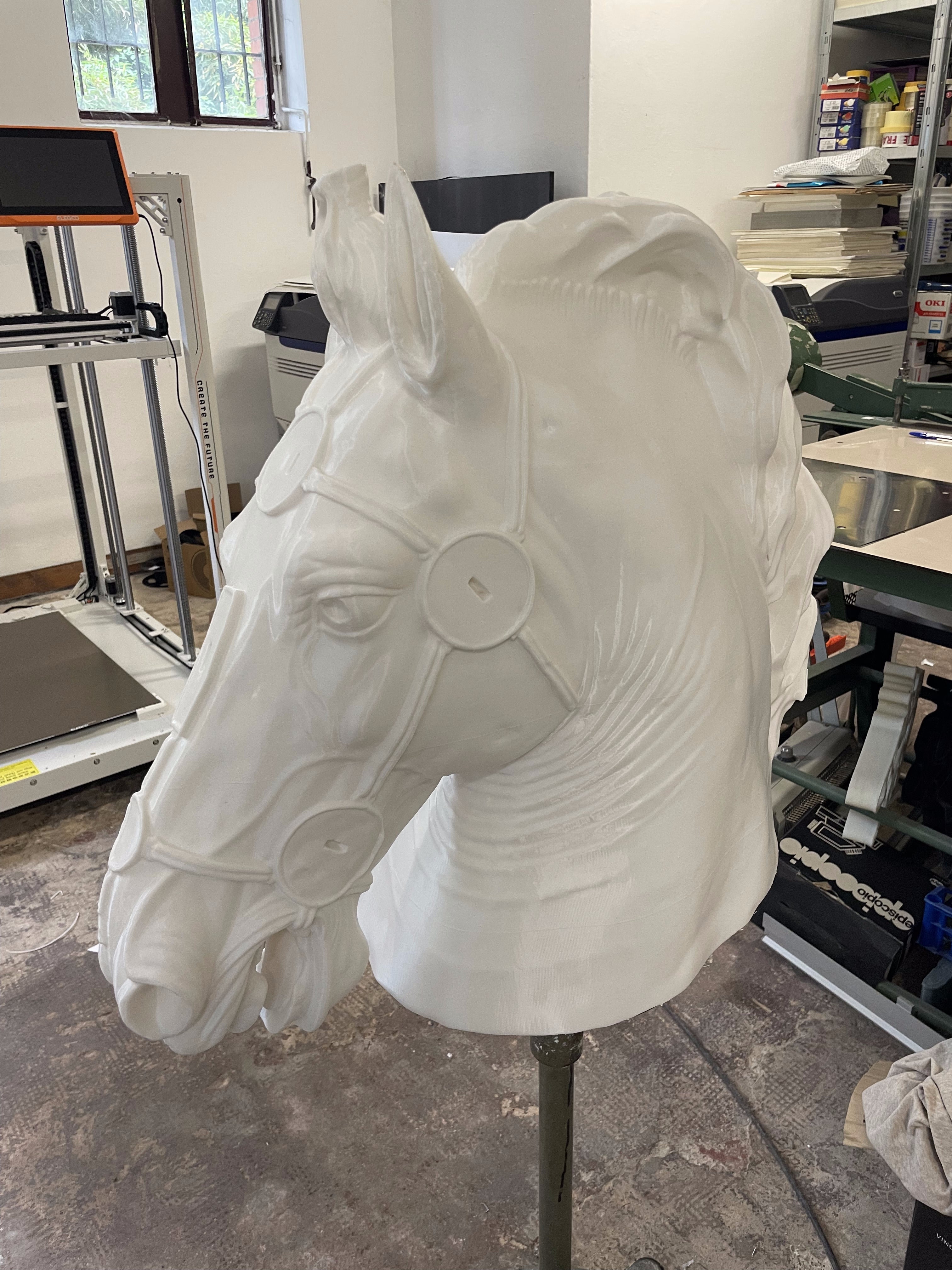 Testa di cavallo in grande formato realizzata con stampa 3D — Laboratorio Disegnatori Associati / Strato3D, Monza